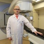 Dr n. med. Krzysztof Małecki, specjalista radioterapii onkologicznej